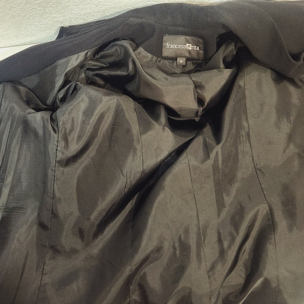 Francess & Rita Elegant Ladies Blazer Unique Design With Several Buttons Size 4 - Picture 6 of 6